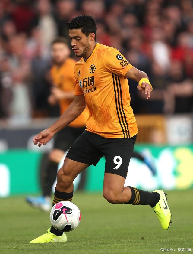 尼斯迎英超关键赛,今夜完成体检,更衣室稳定,临场指挥获称赞 尼斯迎英超关键赛,今夜完成体检,更衣室稳定,临场指挥获称赞